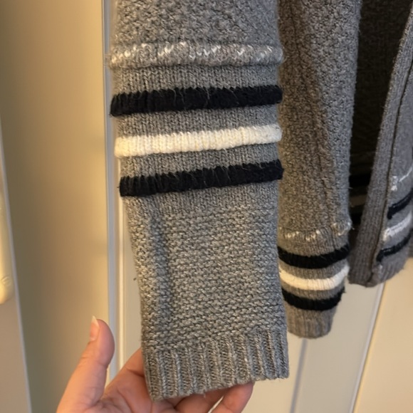 Merona women’s open cardigan with Aztec design size L - Picture 4 of 6